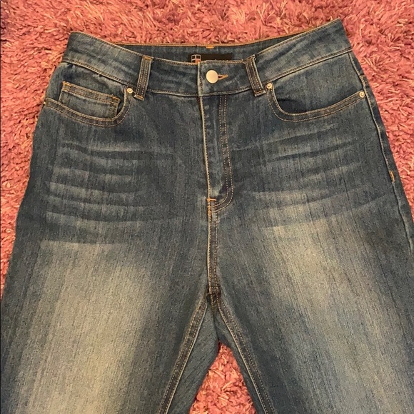 Carré Noir embroidered jeans - Picture 3 of 3